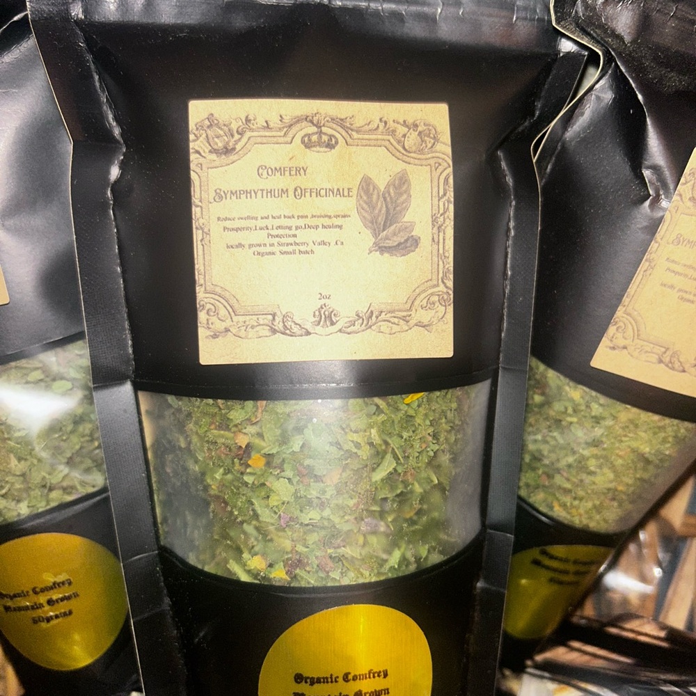 Organic Comfrey Bath Soak Blend - Green - Unbranded